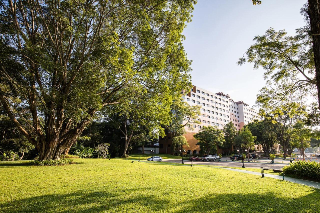 The Heritage Chiang Rai Hotel And Convention Ngoại thất bức ảnh The University of Western Australia